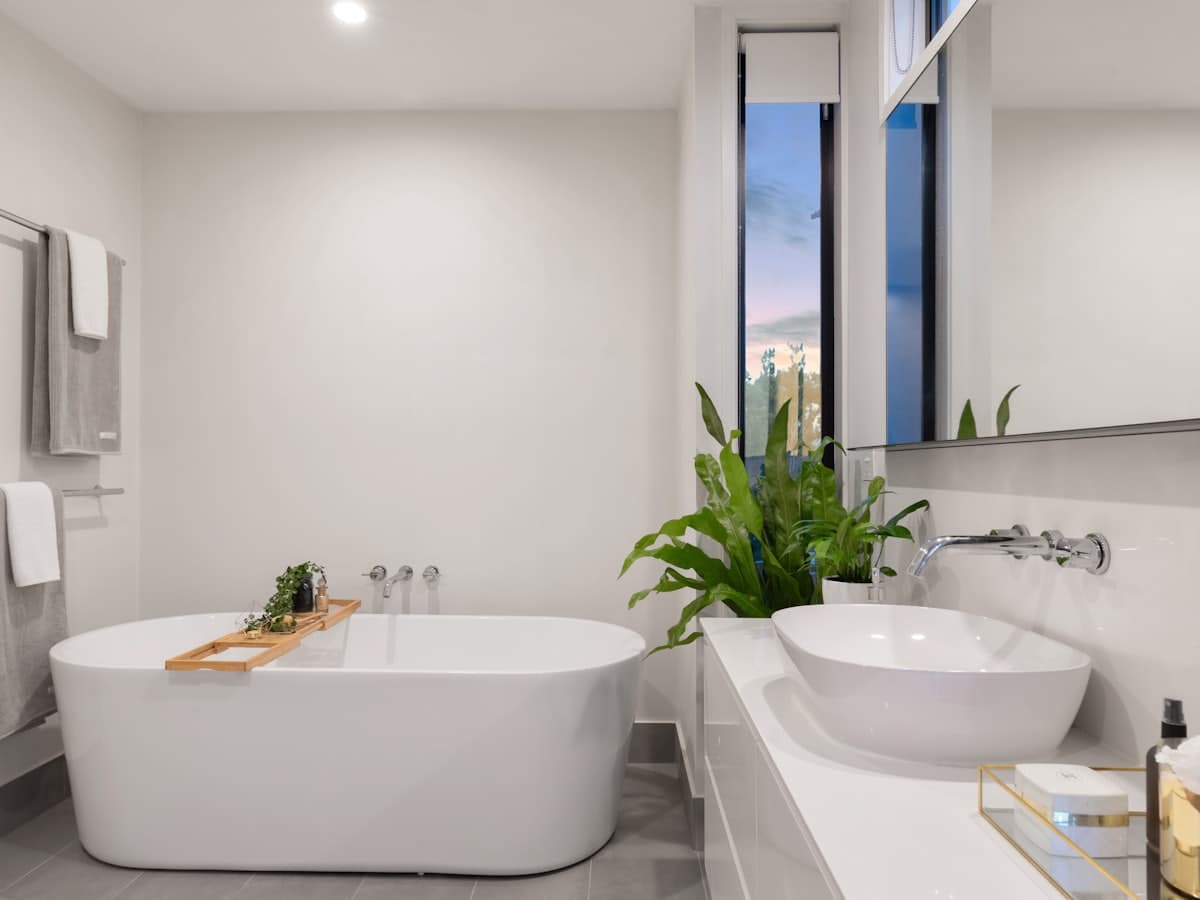 Salle de bain après travaux, douche à l'italienne